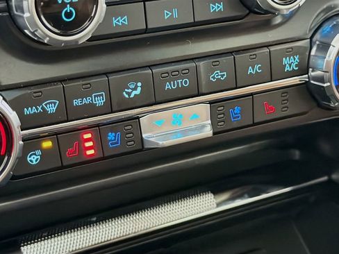 New 2025 Ford F150 King Ranch w/ FX4 Off-Road Package image 23