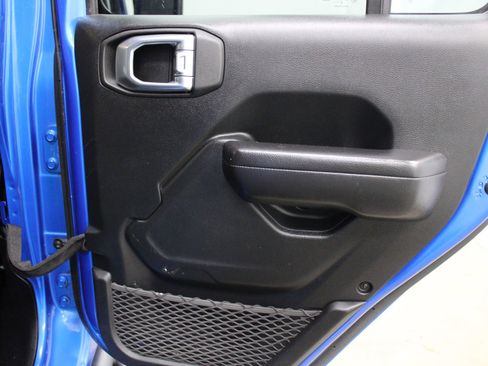 Used 2021 Jeep Wrangler Unlimited Sport AWD/4WD image 21