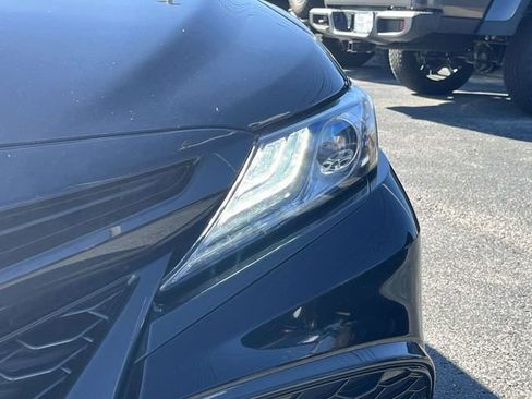 Used 2023 Toyota Camry XSE image 9