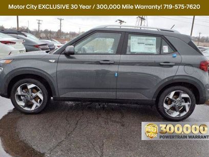 New 2025 Hyundai Venue SEL