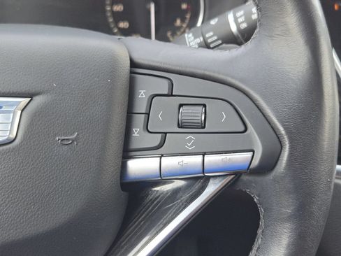 Used 2021 Cadillac XT6 Premium Luxury AWD/4WD image 30