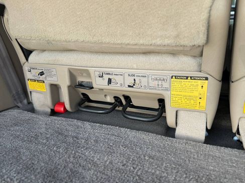 Used 2002 Toyota Sequoia Limited AWD/4WD image 95