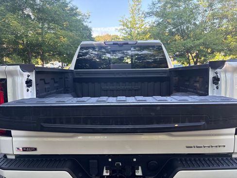 Used 2023 GMC Sierra 1500 Denali AWD/4WD image 54