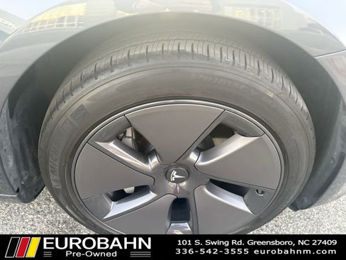 Used 2023 Tesla Model 3 Standard Range image 34