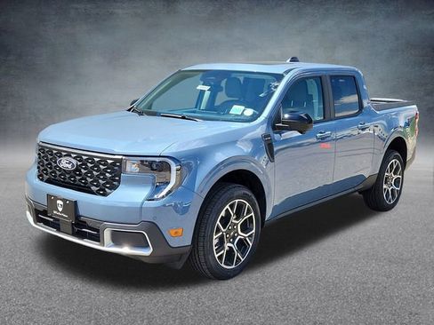 New 2025 Ford Maverick Lariat w/ 4K Tow Package image 3