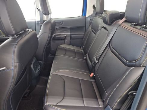 Used 2025 Ford Maverick Lobo AWD/4WD image 47