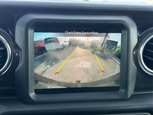 Used 2023 Jeep Wrangler Altitude image 20