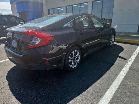 Used 2018 Honda Civic LX image 10