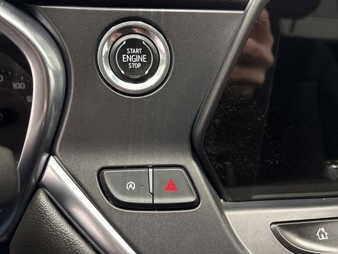 Used 2020 Chevrolet Blazer LT image 20