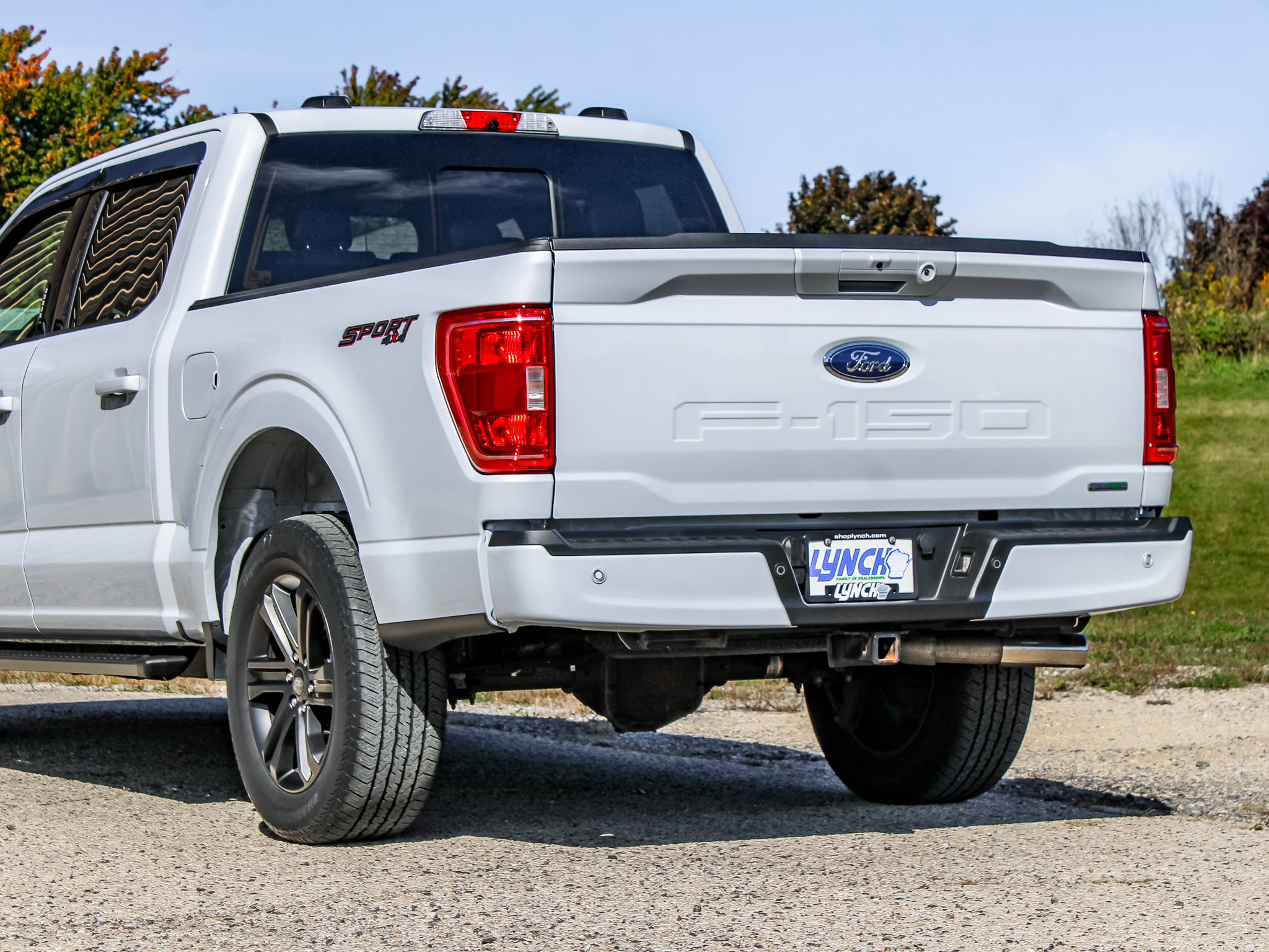 Used 2022 Ford F150 XLT w/ Equipment Group 302A High AWD/4WD image 9