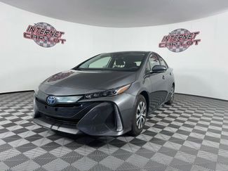 Used 2022 Toyota Prius Prime LE video 1
