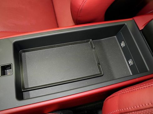 Certified 2022 Porsche 911 Carrera 4 AWD/4WD image 39