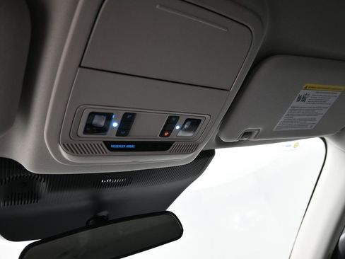 New 2025 Ford Explorer Active image 18