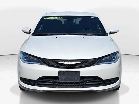 Used 2015 Chrysler 200 S FWD image 12