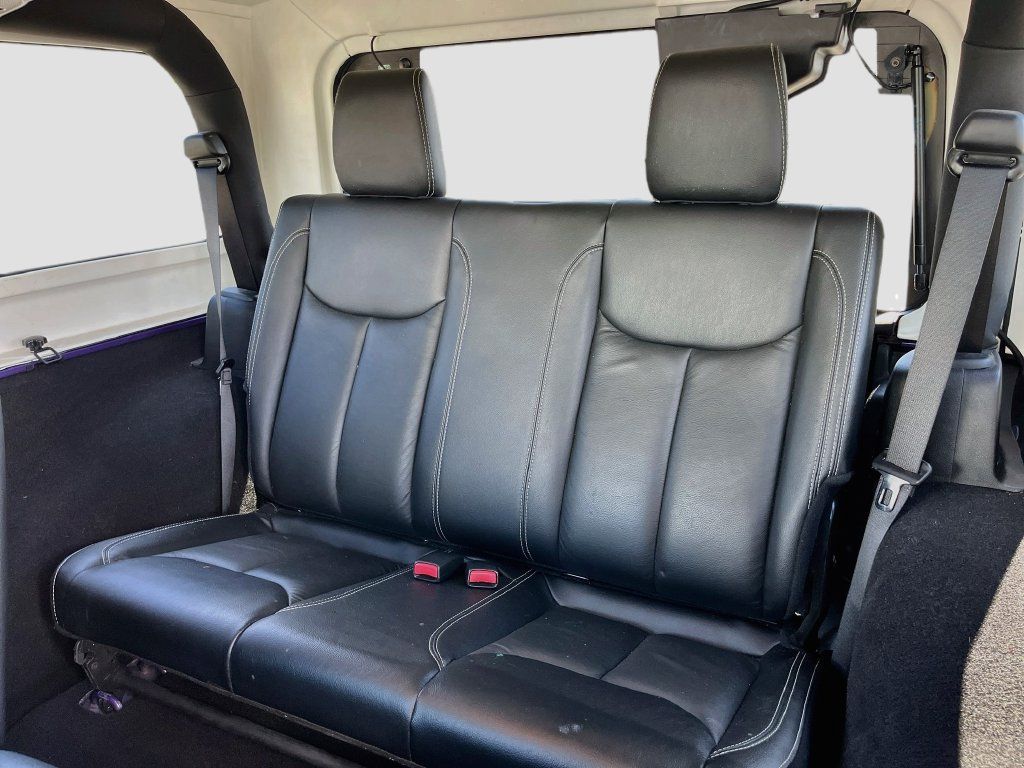 Used 2018 Jeep Wrangler Sahara w/ Connectivity Group AWD/4WD image 20