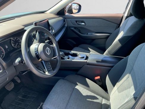 Used 2023 Nissan Rogue SV AWD/4WD image 9