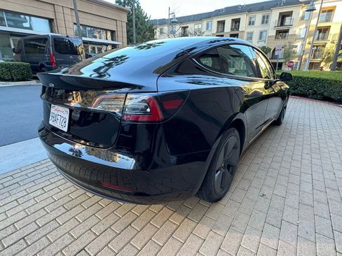 Used 2023 Tesla Model 3 Standard Range image 5