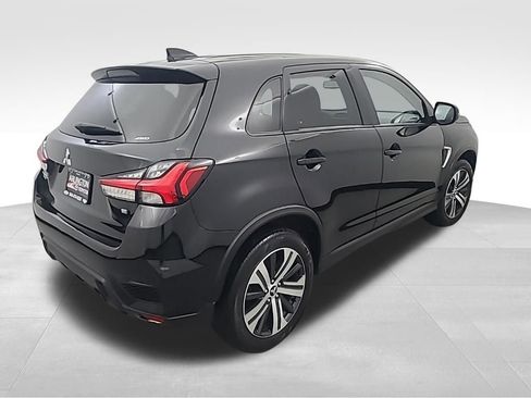 Used 2024 Mitsubishi Outlander Sport SE image 3