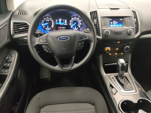 Used 2017 Ford Edge SE FWD image 22