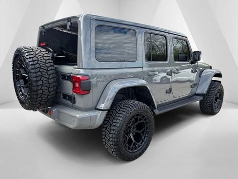 Used 2023 Jeep Wrangler Unlimited Sahara AWD/4WD image 7