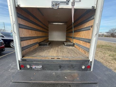 Used 2020 Ford Transit 350 DRW w/ Exterior Upgrade Package image 15