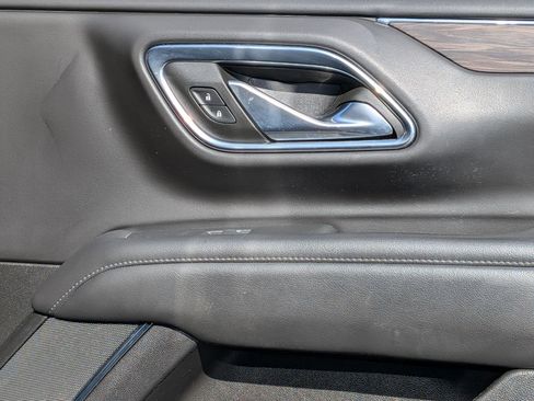 Used 2023 Chevrolet Tahoe Z71 w/ Luxury Package image 36