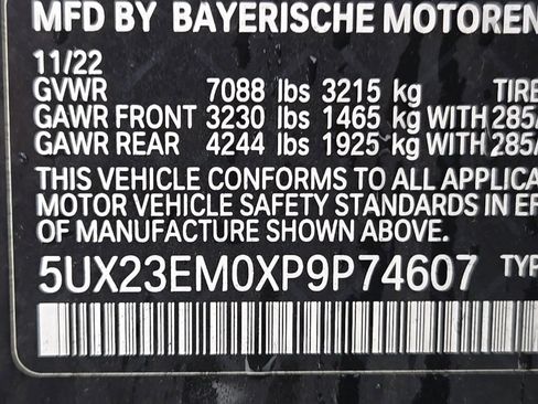 Used 2023 BMW X7 xDrive40i w/ Premium Package image 17