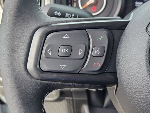 New 2025 Jeep Gladiator Sport image 39