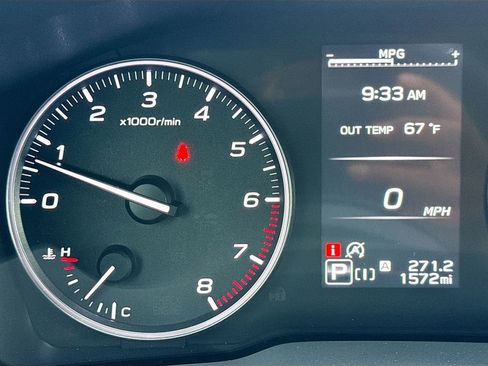 Certified 2025 Subaru Crosstrek 2.5i Limited w/ Crosstrek Mirror Package image 18