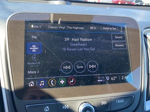 Used 2024 Chevrolet Malibu LT image 35