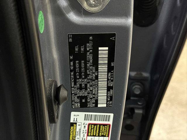 Certified 2022 Toyota Highlander XLE AWD/4WD image 14