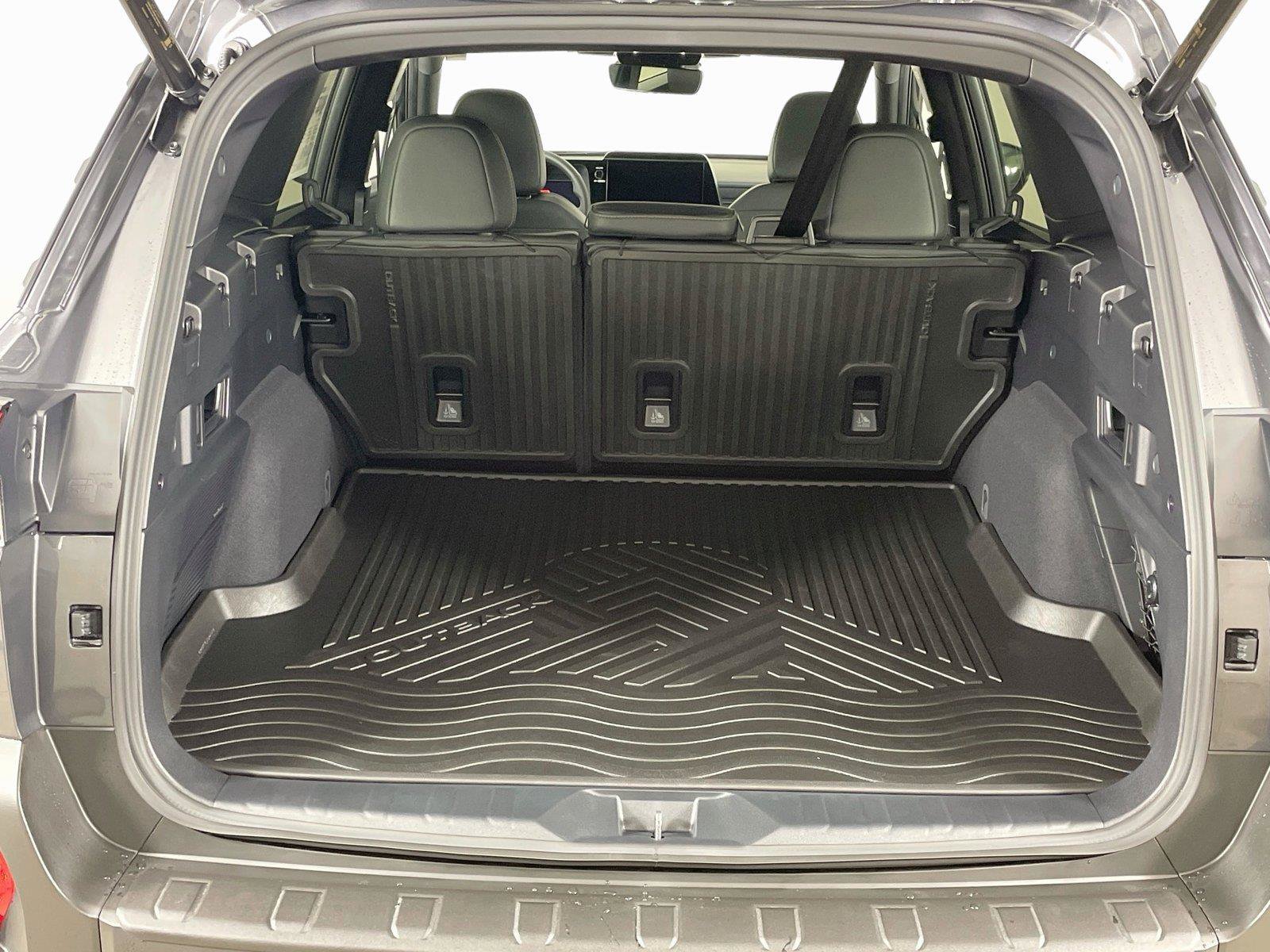 New 2026 Subaru Outback Limited AWD/4WD image 26