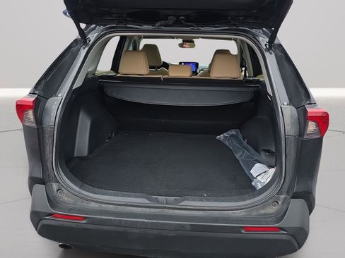 Used 2024 Toyota RAV4 XLE Premium image 73