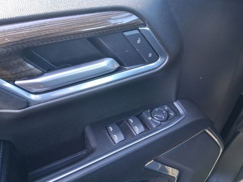 Used 2025 Chevrolet Silverado 1500 LT image 18