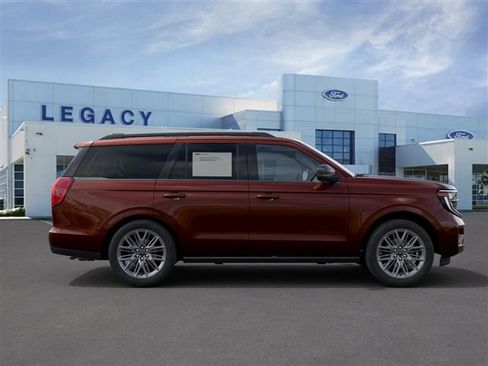 New 2027 Ford Expedition Platinum w/ Stealth Appearance Package AWD/4WD image 5