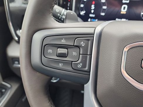 New 2026 GMC Sierra 1500 SLT image 22