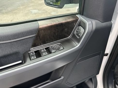 Used 2021 Ford F150 Lariat AWD/4WD image 15