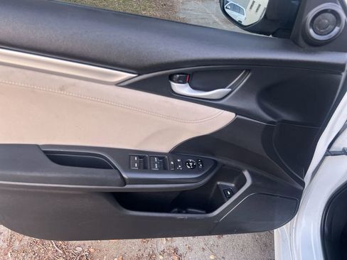 Used 2016 Honda Civic EX image 14