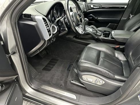 Used 2015 Porsche Cayenne Diesel AWD/4WD image 11