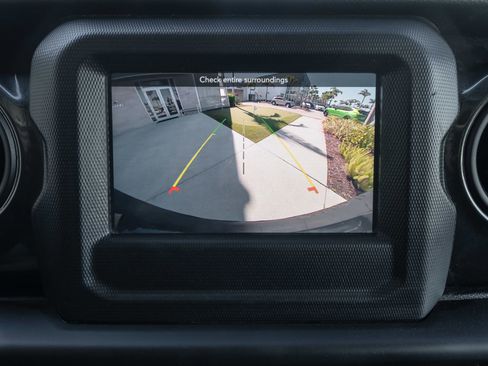 Used 2021 Jeep Wrangler Unlimited Sport image 14