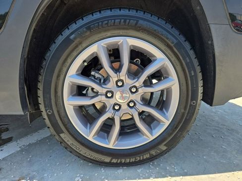 Used 2022 GMC Terrain SLT w/ Infotainment Package II image 33