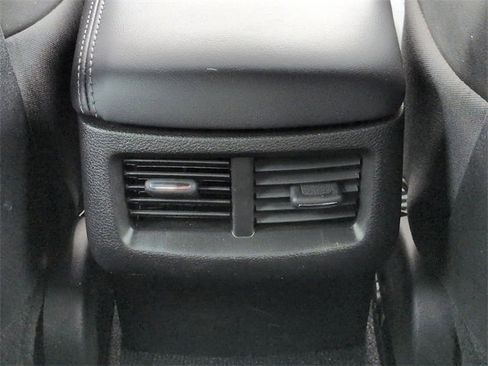 Used 2023 Dodge Challenger R/T w/ Plus Package image 20