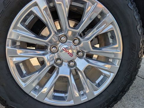 Used 2024 GMC Sierra 1500 Denali AWD/4WD image 7