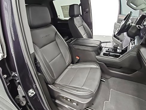 Used 2023 GMC Sierra 1500 Denali w/ Technology Package image 40