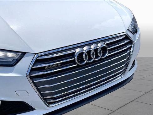 Used 2019 Audi A4 2.0T Premium w/ Convenience Package AWD/4WD image 30