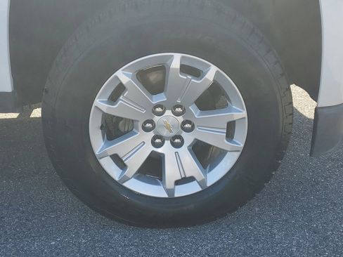 Used 2019 Chevrolet Colorado LT RWD image 6