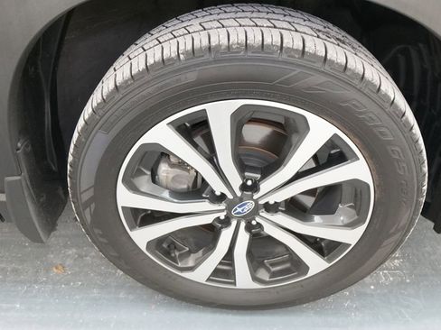 Used 2023 Subaru Forester Limited w/ Popular Package #3 image 11