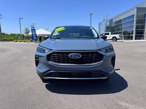 Certified 2025 Ford Escape Active w/ Tech Pack #1 AWD/4WD image 3