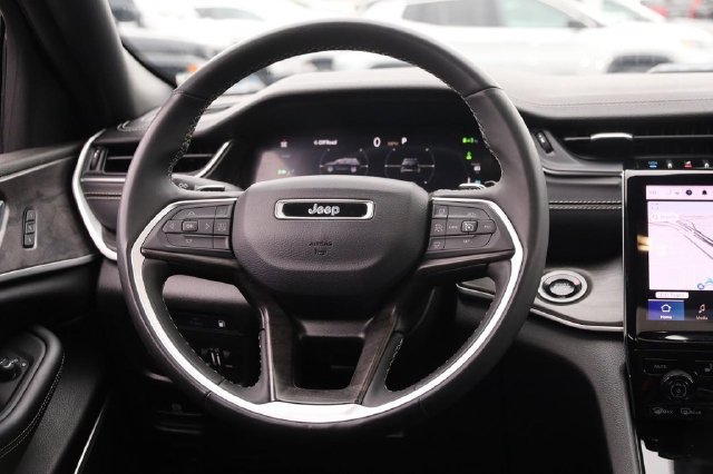 Used 2024 Jeep Grand Cherokee Limited 4xe AWD/4WD image 24
