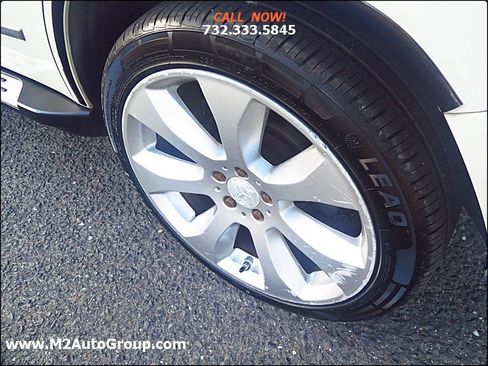 Used 2010 Mercedes-Benz GLK 350 4MATIC image 24